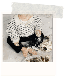 Child playing in sand, capturing childhood memories. Copyright Chiara Hammerer.